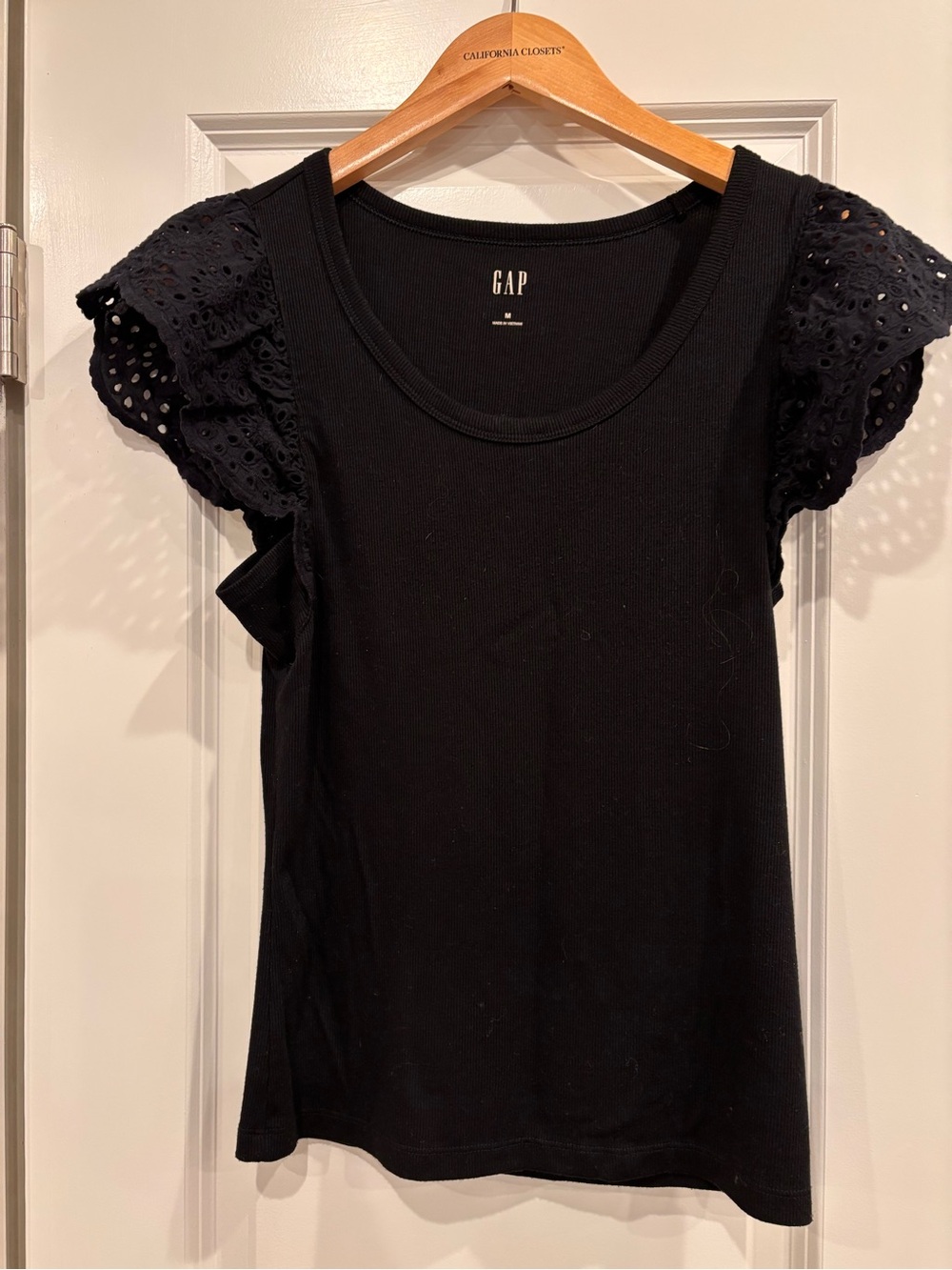 GAP Black Eyelet Flutter Sleeve T-Shirt